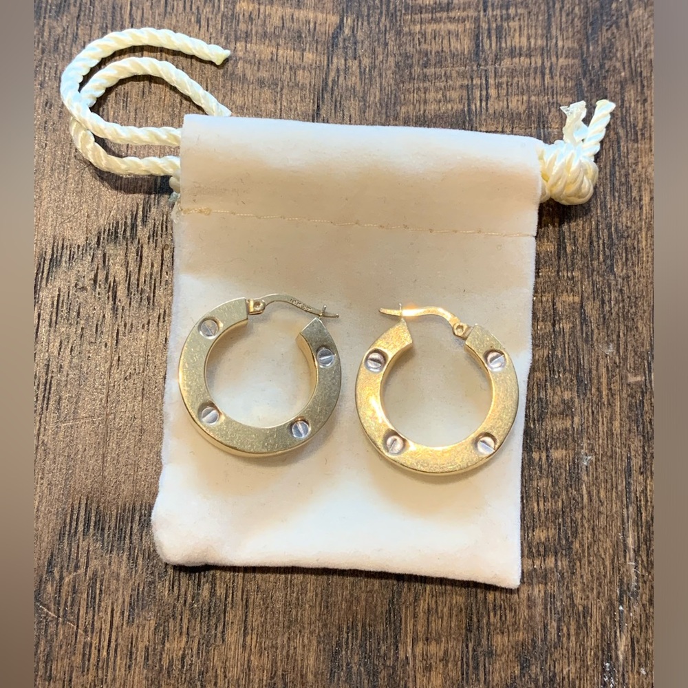 10 KT Gold Cartier Style Hooped Earrings